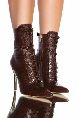 AZALEA WANG ASTORIA LACE UP STILETTO BOOTIE IN BLACKPATENT