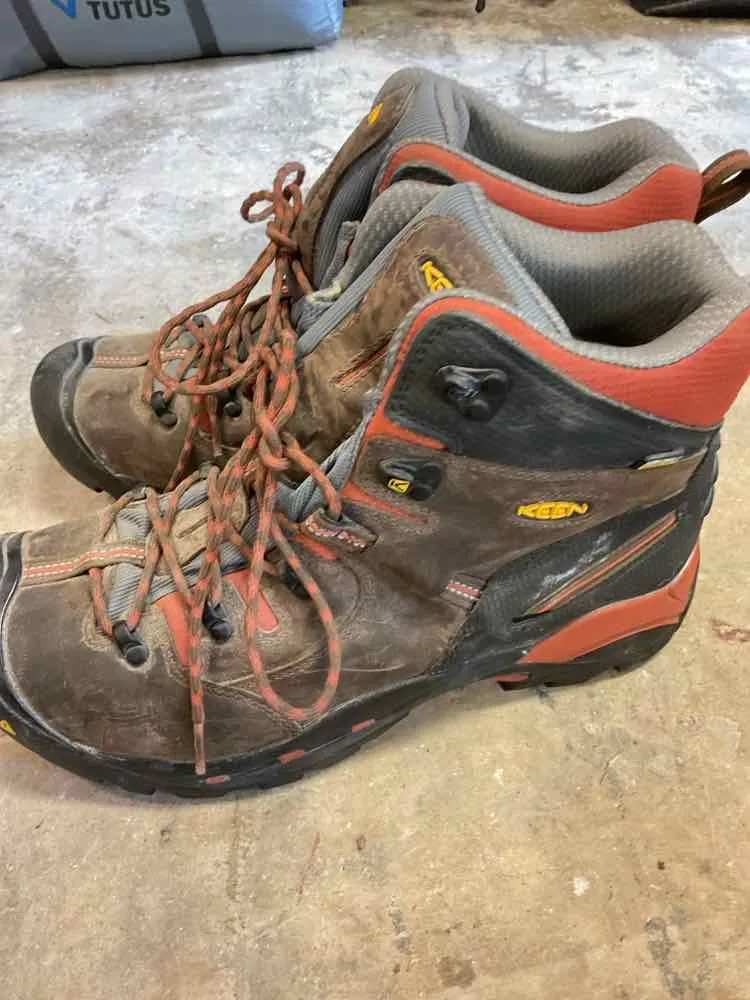 Keen Hiking Boots Men's 13EE