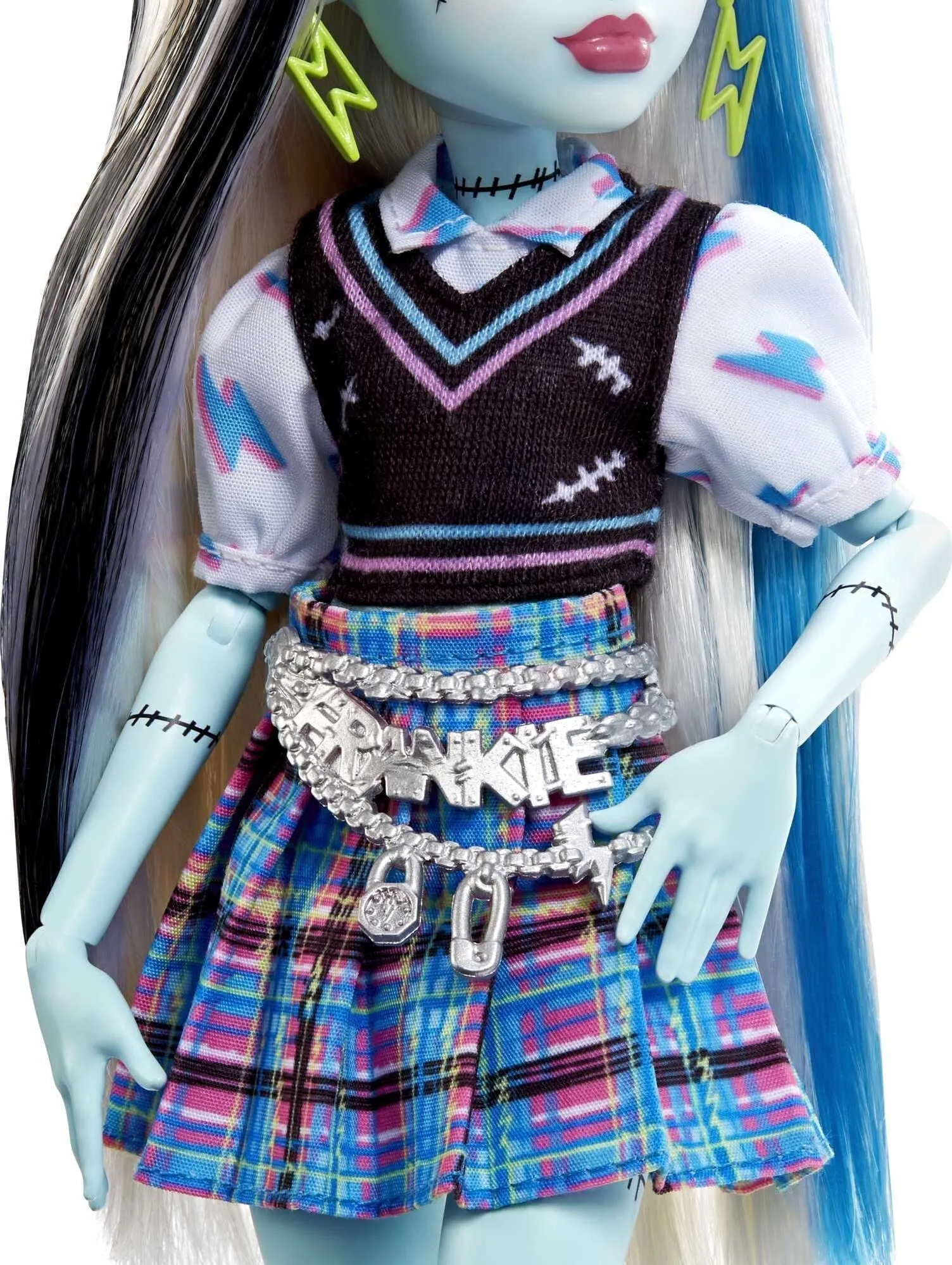 Monster High Frankie Stein Fashion Doll with Blue & Black Streaked Hair, Accessories & Pet
