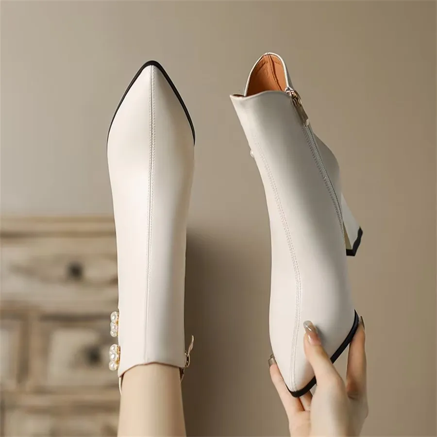 Veltique Chic Zip Boots