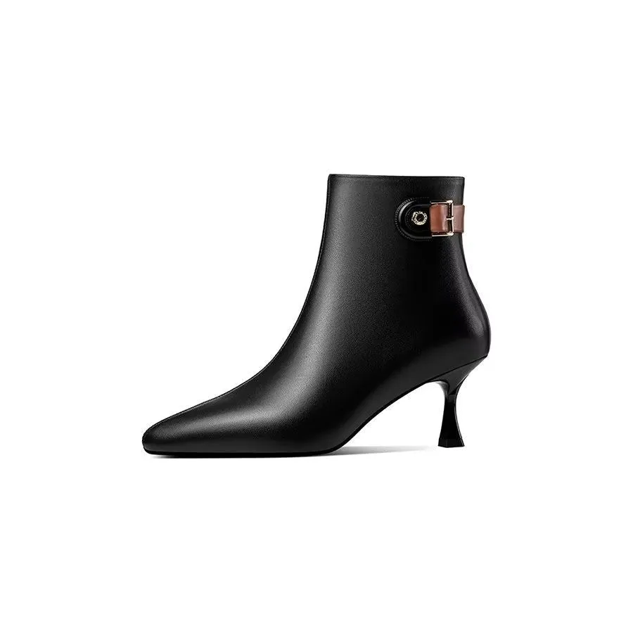 Veltique Chic Zippered Ankle Booties