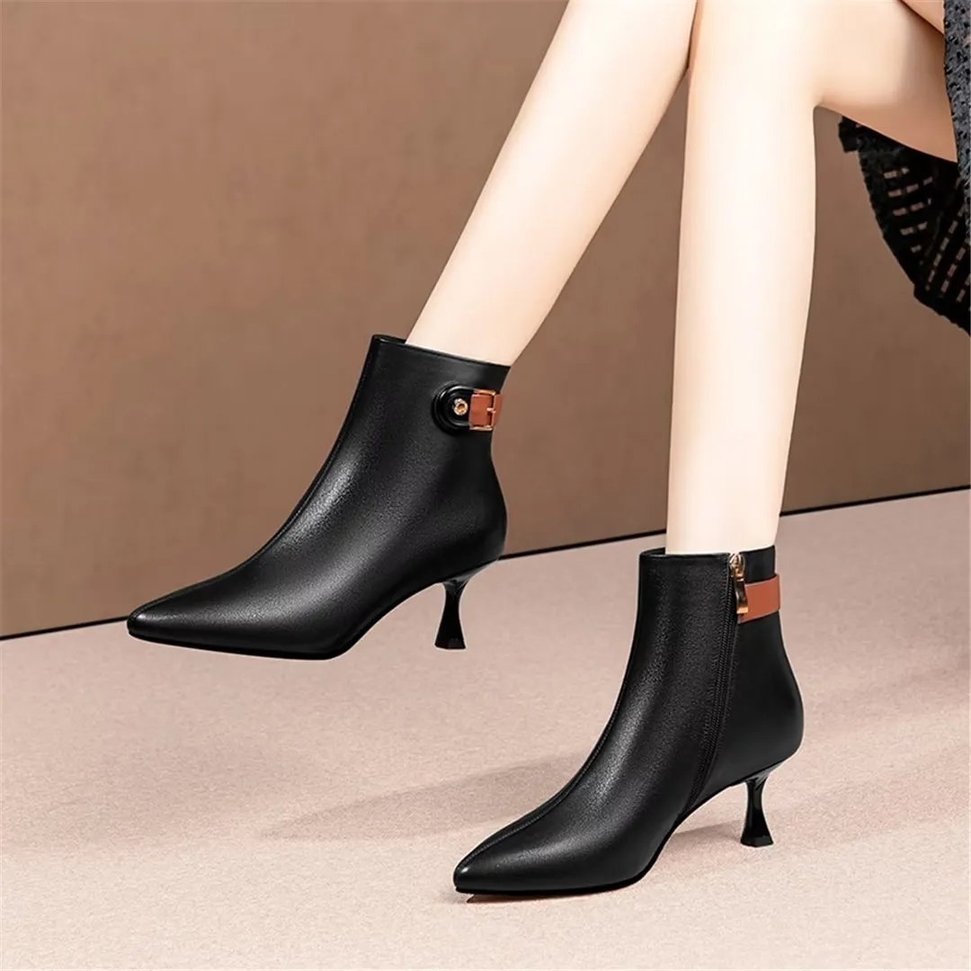 Veltique Chic Zippered Ankle Booties
